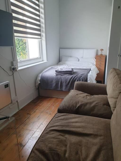 דירות ברייטון 4 Quiet Compact Studio With Garden View - Best Location - Comfortable - Quiet מראה חיצוני תמונה
